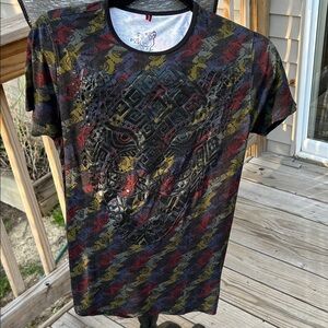 Ay Guey Graphic Short-Sleeve Shirt - Black with Red & Olive Pattern